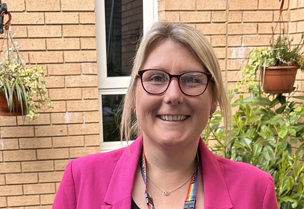 katy cleece wins North West Coast Research and Innovation Award.jpg